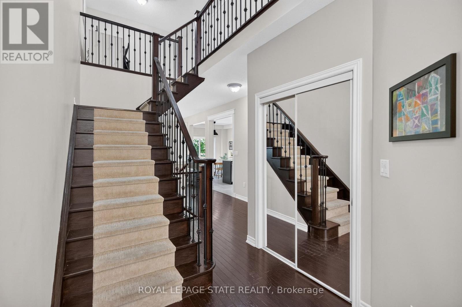 82 Maplevale Drive, Hamilton, Ontario  L9G 0C5 - Photo 4 - X13692470