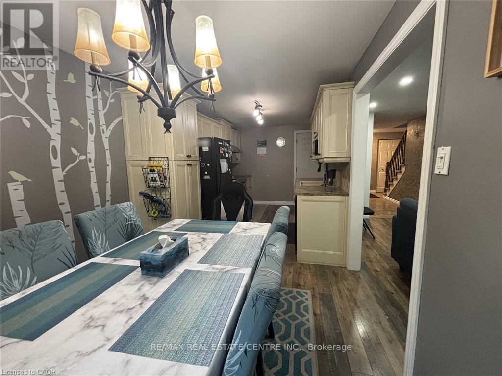 40 Caprice Court, Kitchener, Ontario  N2M 5M2 - Photo 13 - X13692562