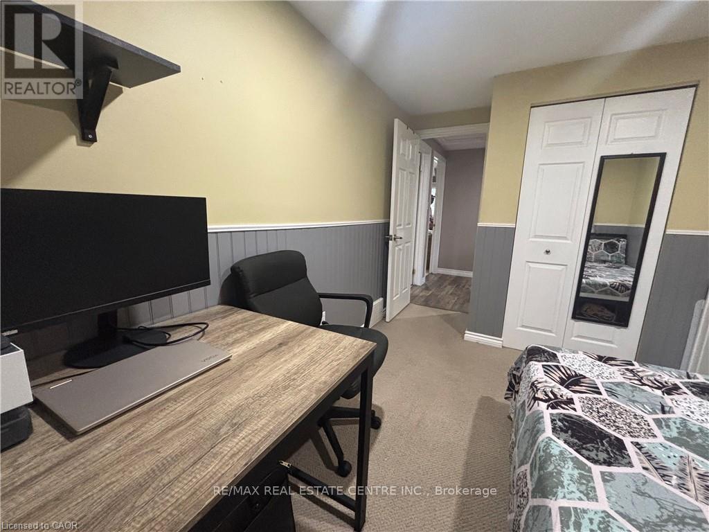 40 Caprice Court, Kitchener, Ontario  N2M 5M2 - Photo 25 - X13692562
