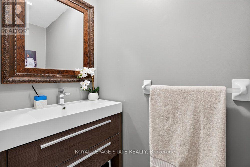 11 - 44 Frances Avenue, Hamilton, Ontario  L8E 5V6 - Photo 22 - X13692600