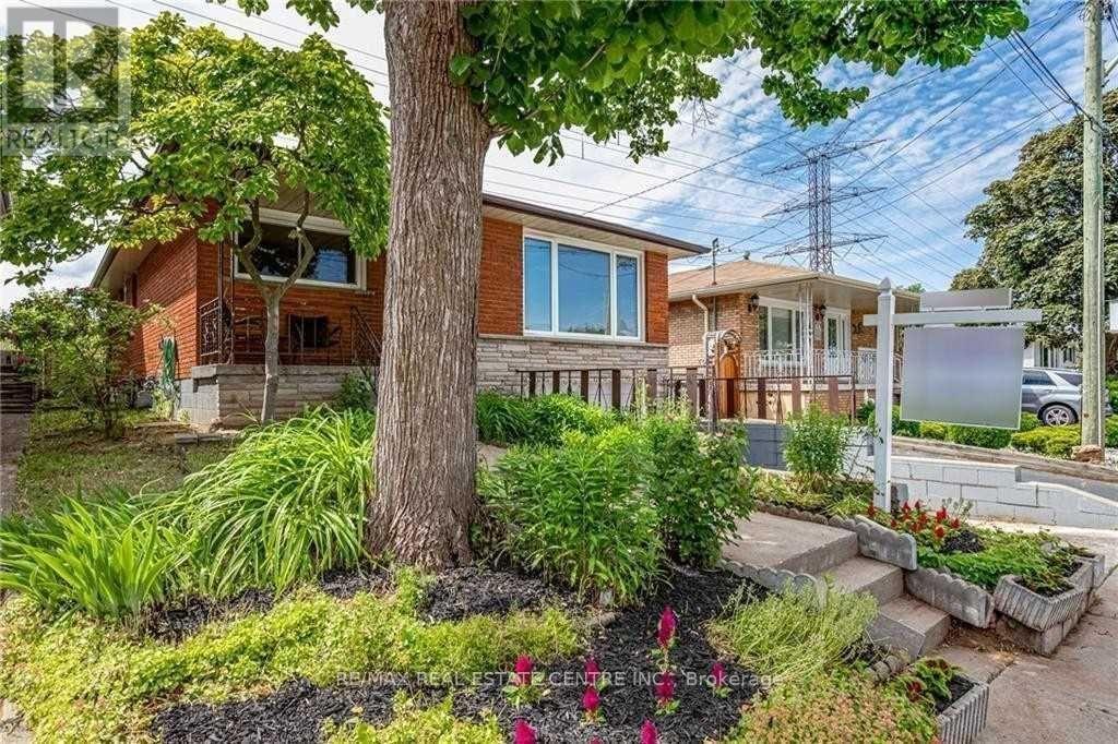 Bsmt - 49 Selkirk Avenue, Hamilton, Ontario  L8H 5L6 - Photo 2 - X13692606