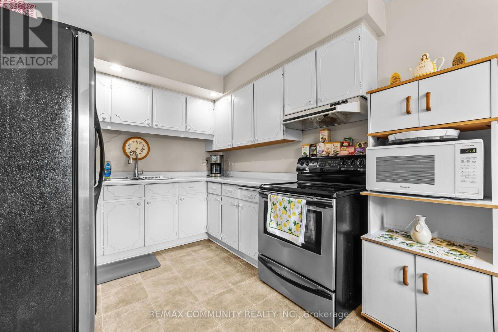 210-216 Homestead Crescent, London North, Ontario  N6G 2E5 - Photo 13 - X13692626