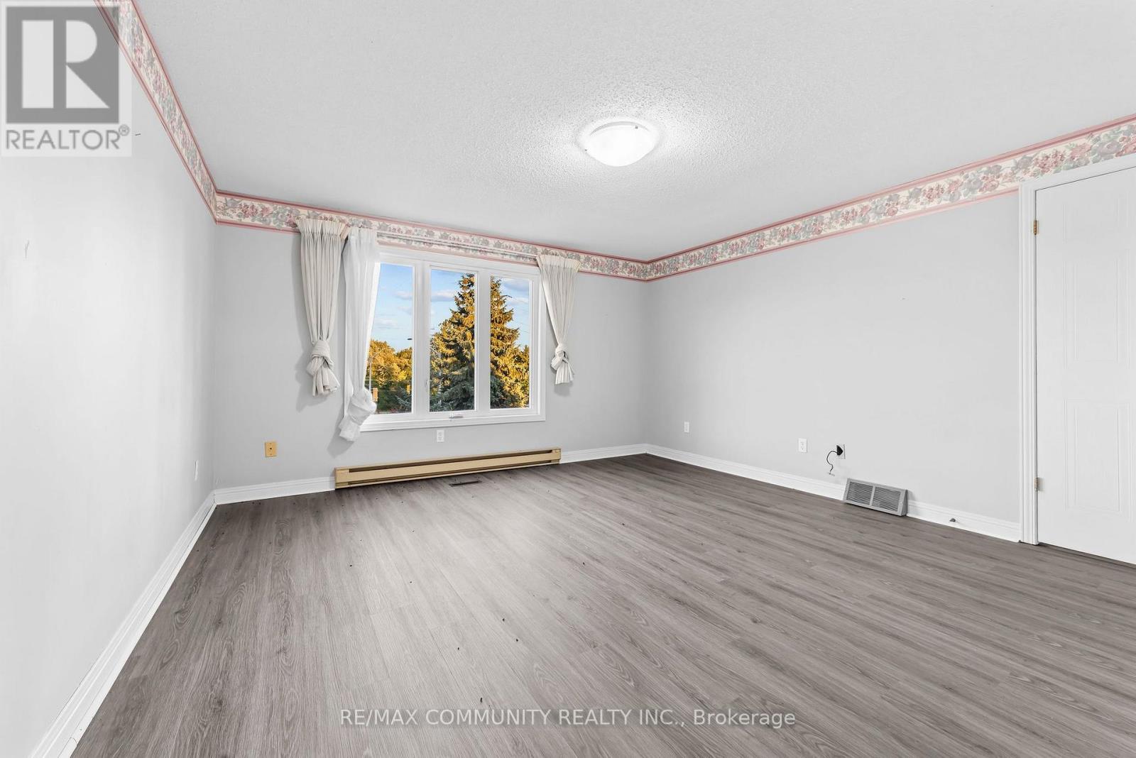 210-216 Homestead Crescent, London North, Ontario  N6G 2E5 - Photo 28 - X13692626