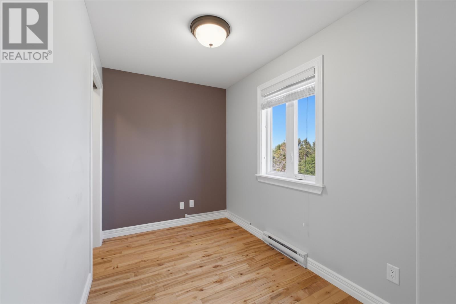 73 Chatwood Crescent, CBS — photo 14