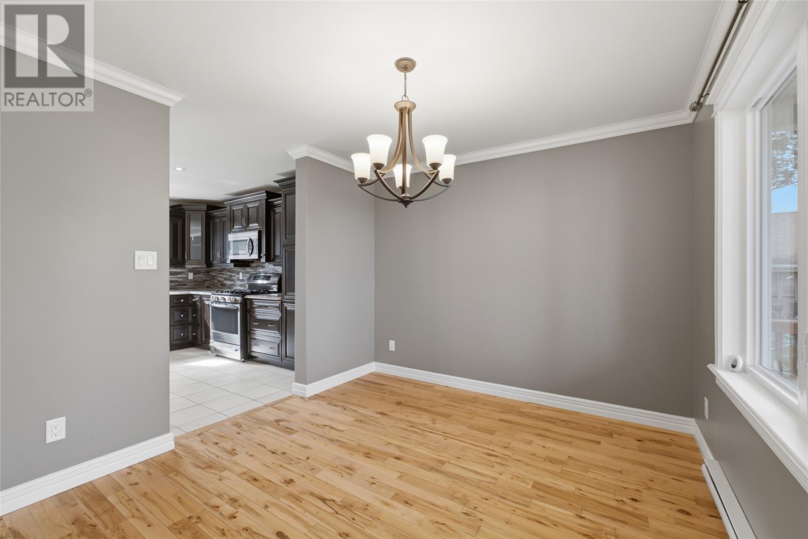 73 Chatwood Crescent, CBS — photo 7