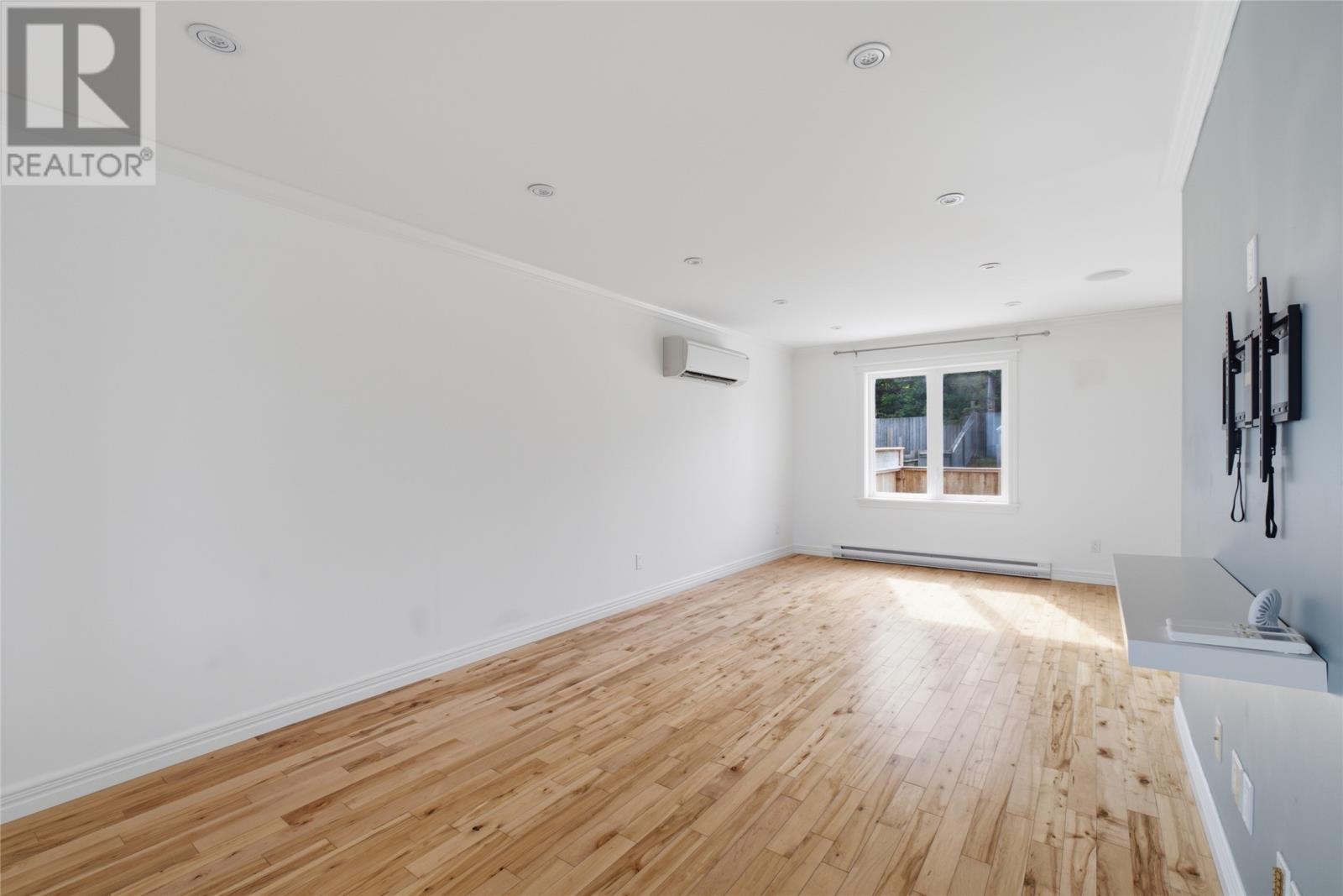 73 Chatwood Crescent, CBS — photo 9