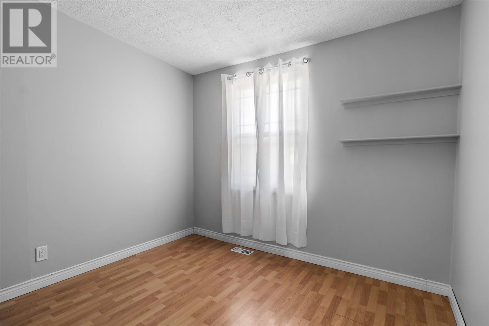 24 Bragg Crescent, Mount Pearl — photo 16
