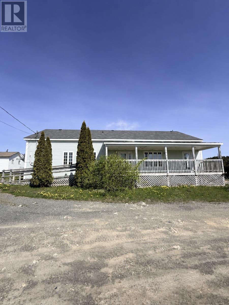 2 School Hill, Burgoynes Cove