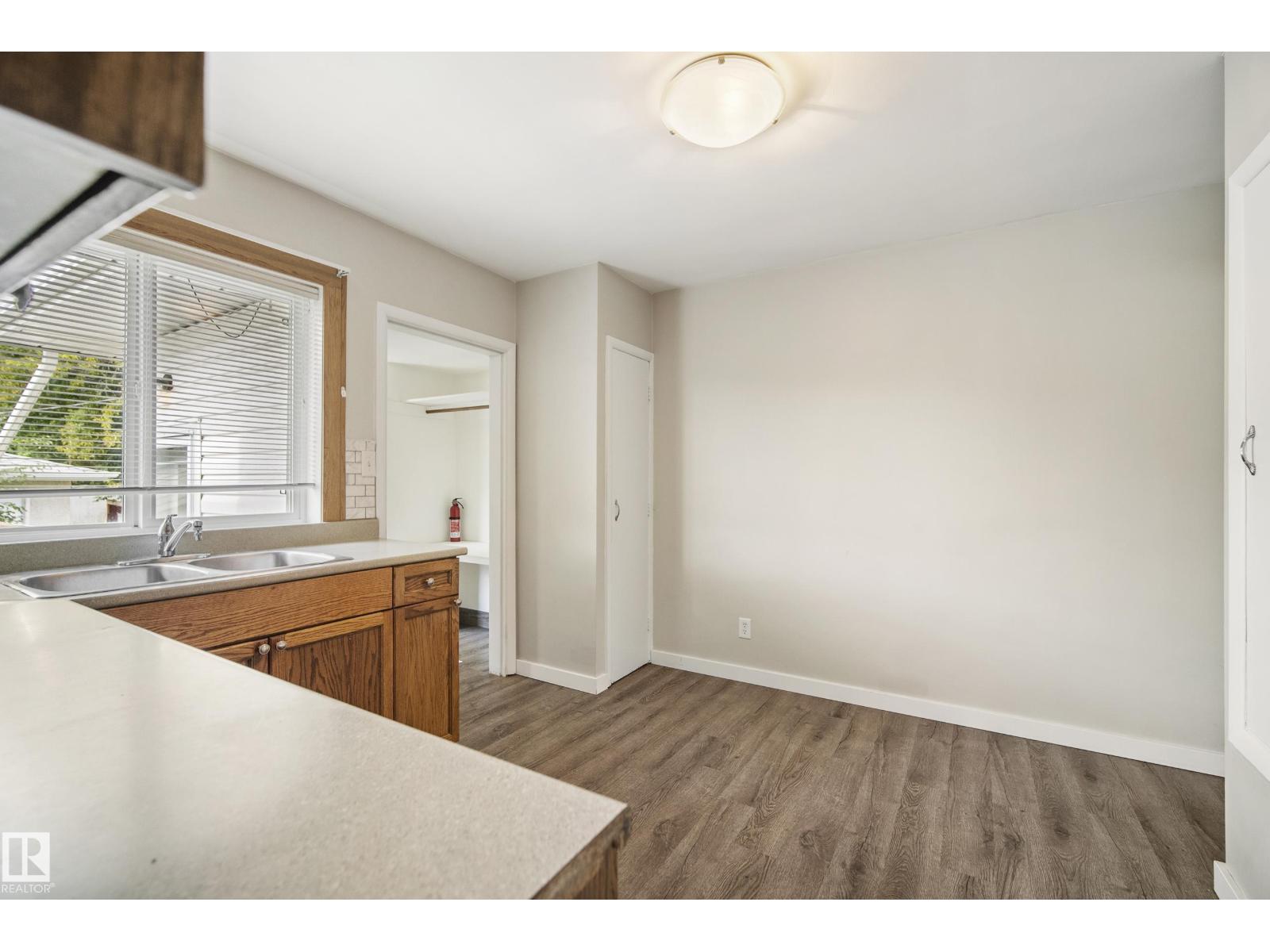 10426 79 St NW, Edmonton, Alberta  T6A 3G9 - Photo 30 - E4504510