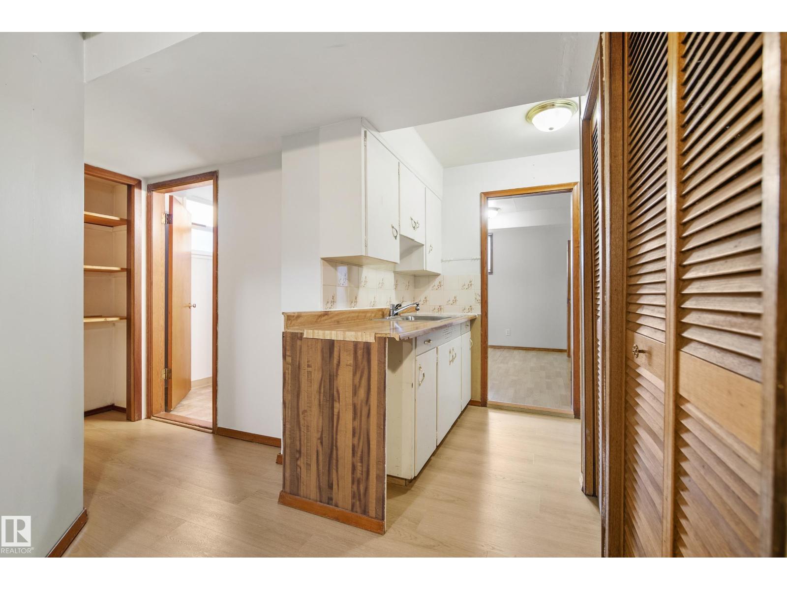 10426 79 St NW, Edmonton, Alberta  T6A 3G9 - Photo 41 - E4504510