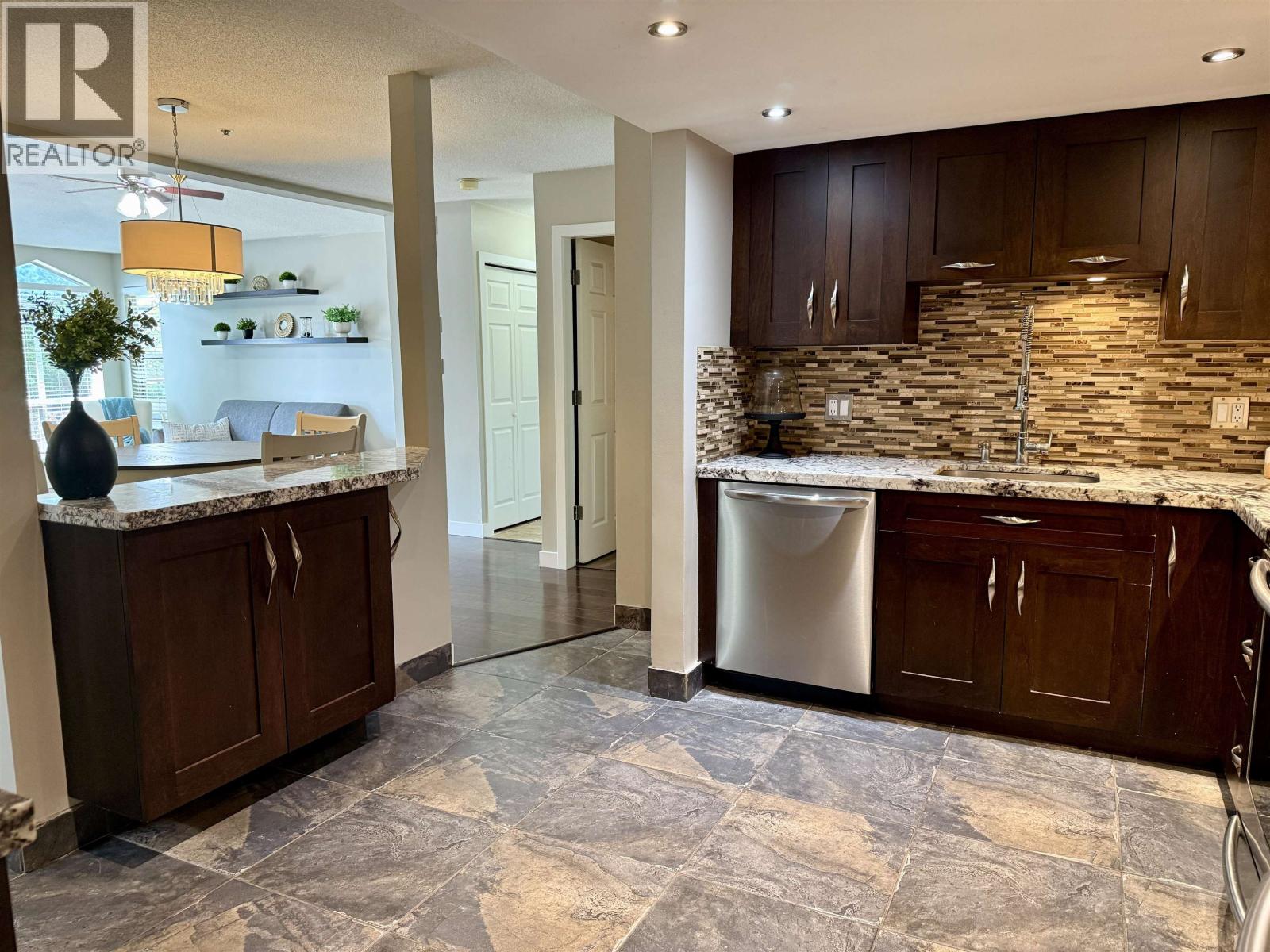 1124 Orr Drive, Port Coquitlam, British Columbia  V3C 6H2 - Photo 7 - R3144028