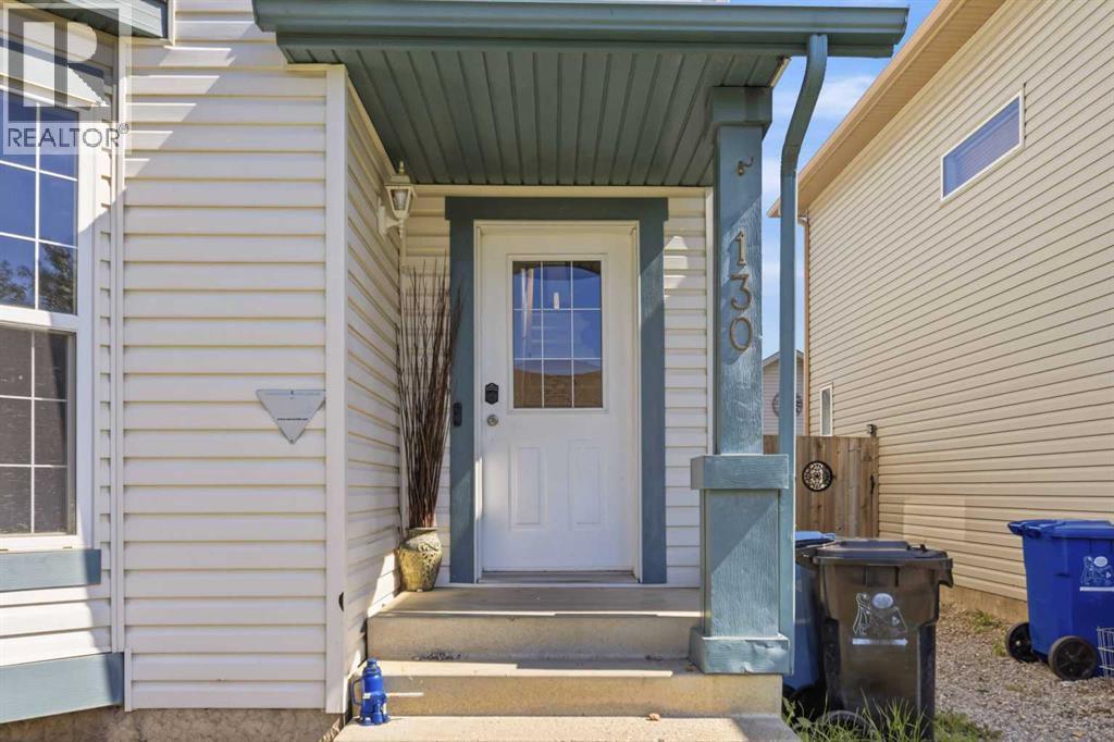 130 St. Laurent Way, Fort Mcmurray, Alberta  T9K 2K2 - Photo 5 - A2327695