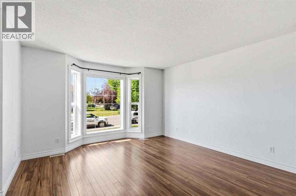 130 St. Laurent Way, Fort Mcmurray, Alberta  T9K 2K2 - Photo 8 - A2327695