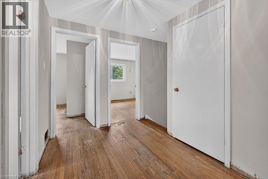 5371 Riverside Drive, Burlington, Ontario  L7L 3X9 - Photo 28 - 40856171