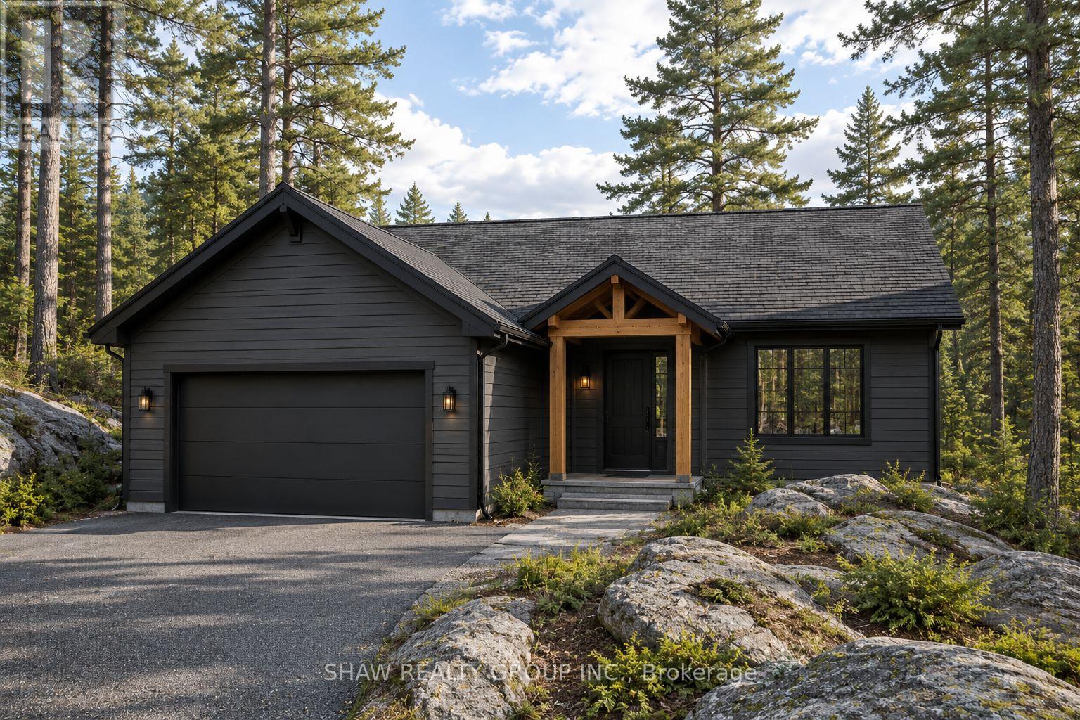 6 GLEN EAGLE COURT, Huntsville, Ontario