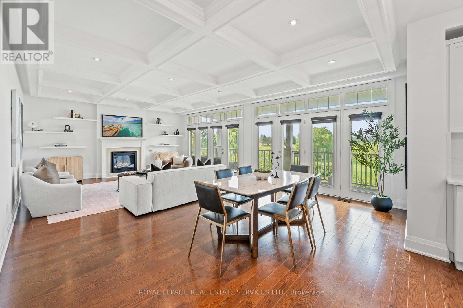 118 COASTLINE DRIVE, Brampton, Ontario