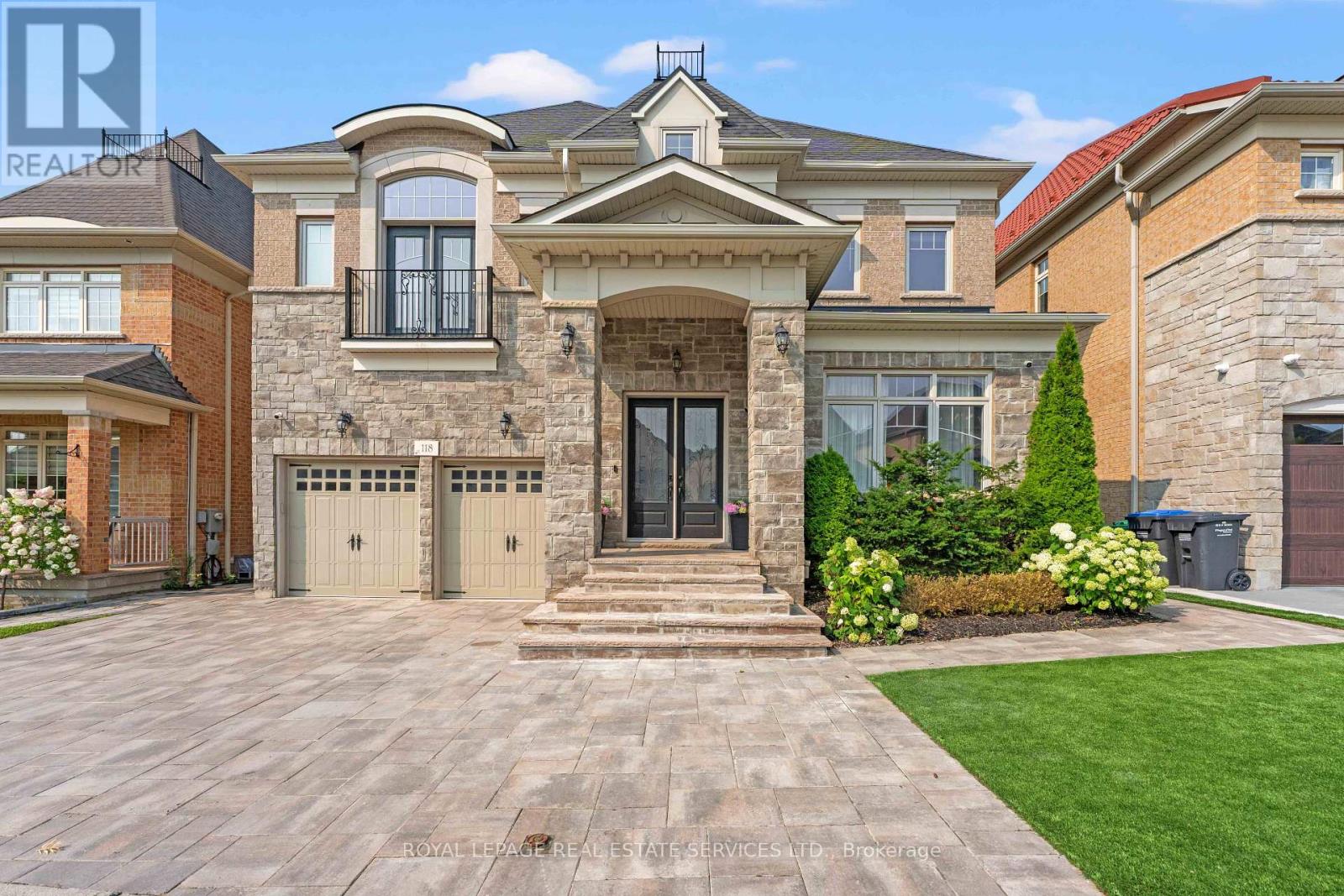 118 Coastline Drive, Brampton, Ontario  L6Y 0S4 - Photo 3 - W13651168