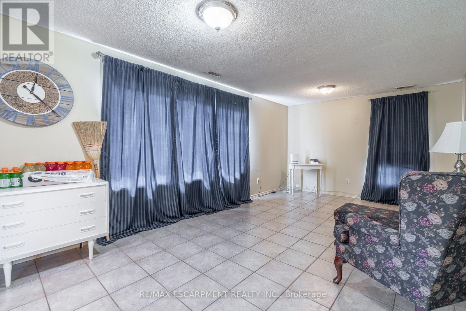 374 Upper Wentworth Street W, Hamilton, Ontario  L9A 4T5 - Photo 15 - X13657376