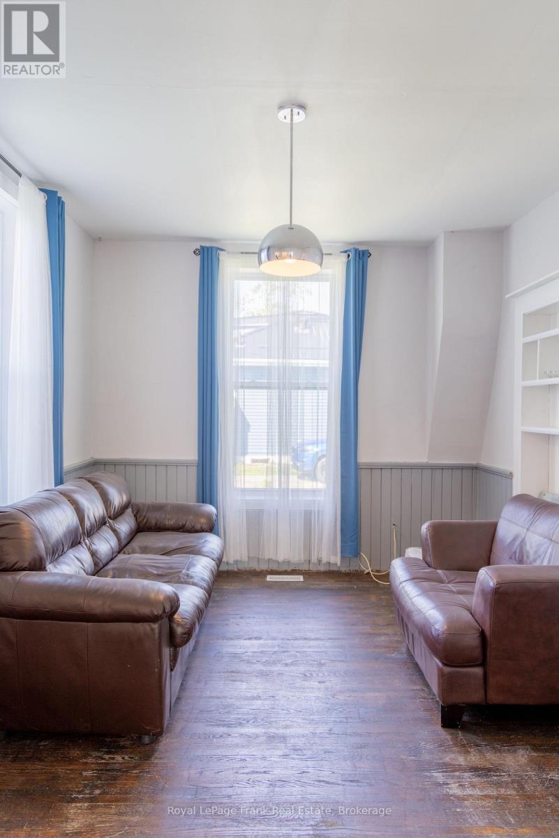 37 Durham Street W, Kawartha Lakes, Ontario  K9V 2P3 - Photo 13 - X13692760