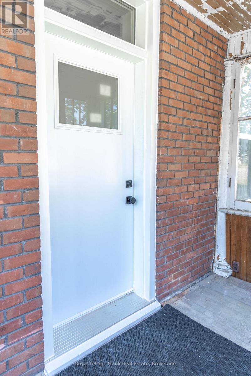 37 Durham Street W, Kawartha Lakes, Ontario  K9V 2P3 - Photo 3 - X13692760