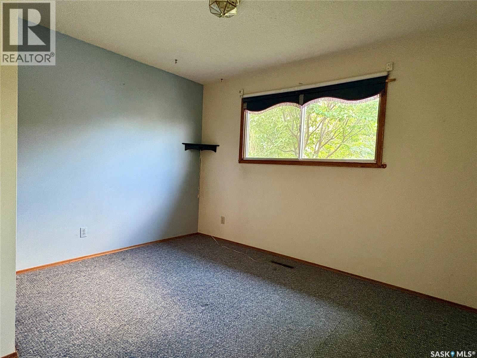 480 8th Avenue Se, Swift Current, Saskatchewan  S9H 3Y7 - Photo 12 - SK046048