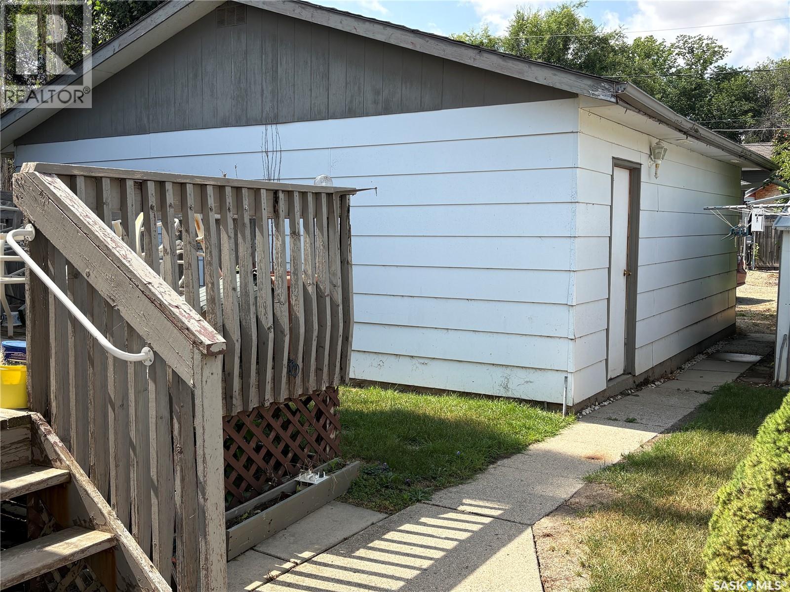 480 8th Avenue Se, Swift Current, Saskatchewan  S9H 3Y7 - Photo 14 - SK046048