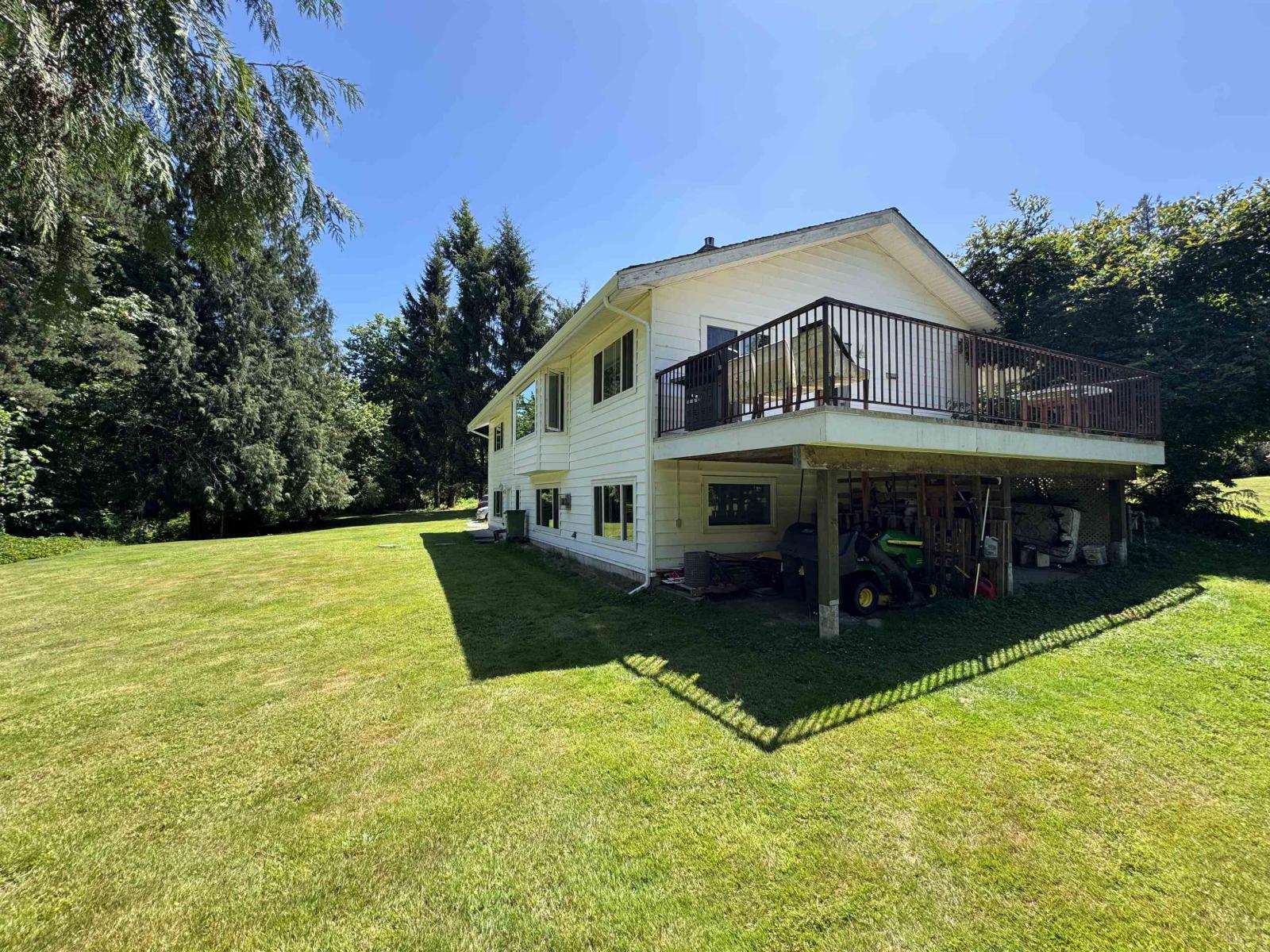 29669 Camelot Avenue, Abbotsford, British Columbia  V4X 2E5 - Photo 2 - R3156630