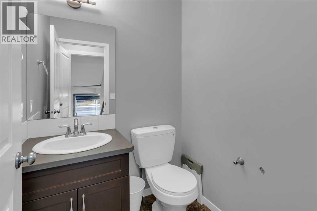 367 Fireside Place, Cochrane, Alberta  T4C 0R1 - Photo 14 - A2316135