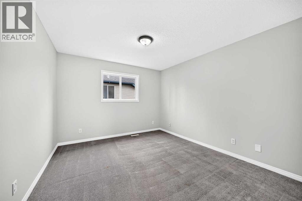 171 Oakmere Green, Chestermere, Alberta  T1X 1N4 - Photo 21 - A2333473