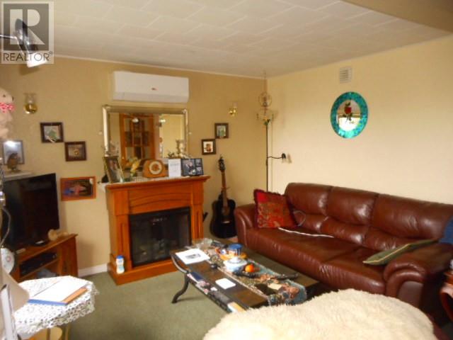 352 Main Street, Springdale — photo 11