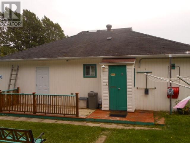 352 Main Street, Springdale — photo 3