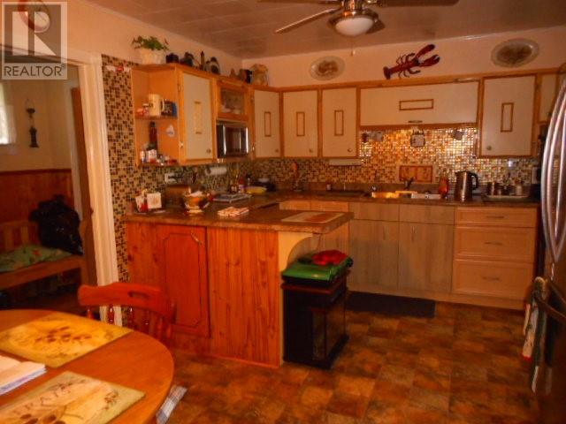 352 Main Street, Springdale — photo 9