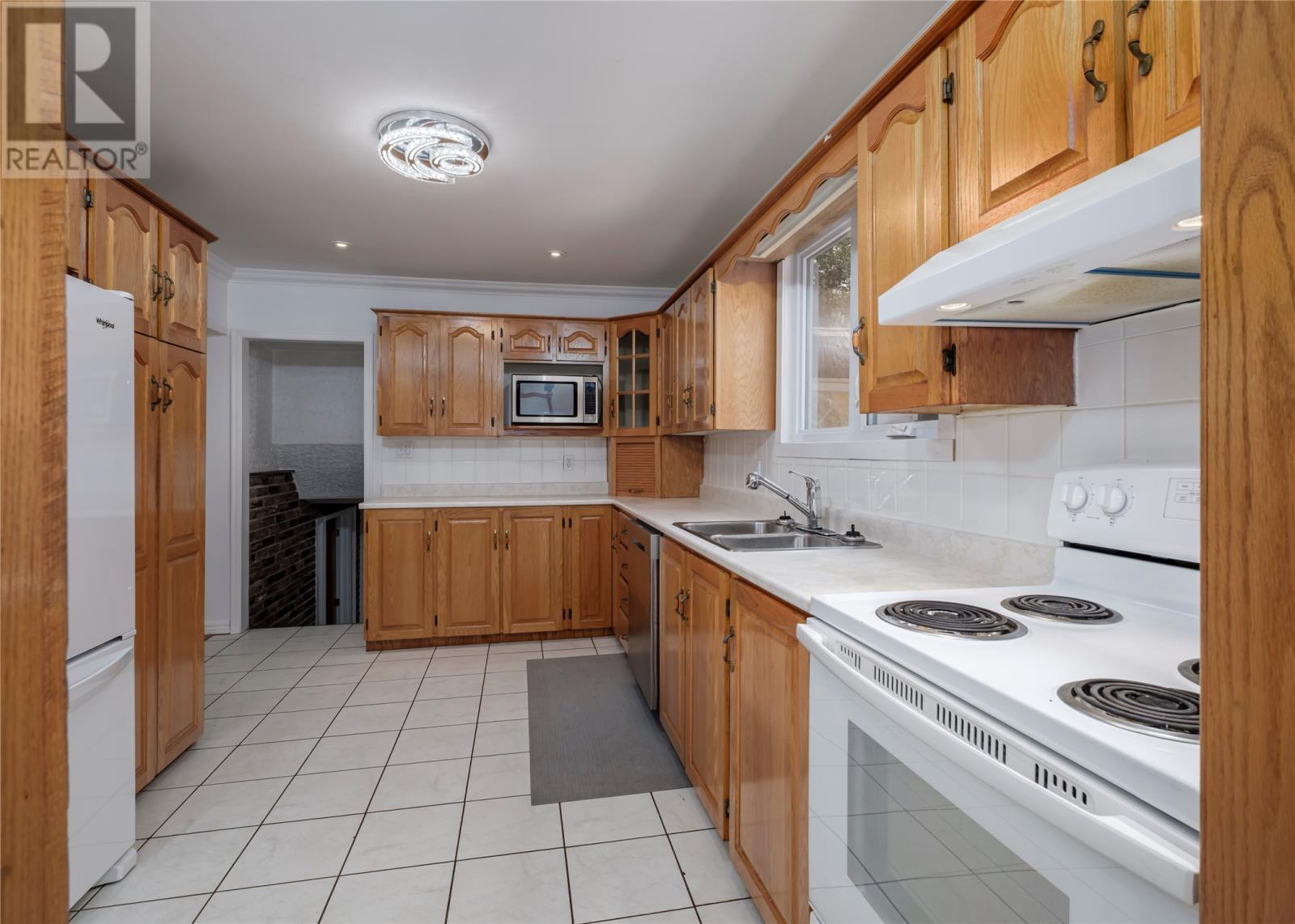 2141 Topsail Road, CBS — photo 16