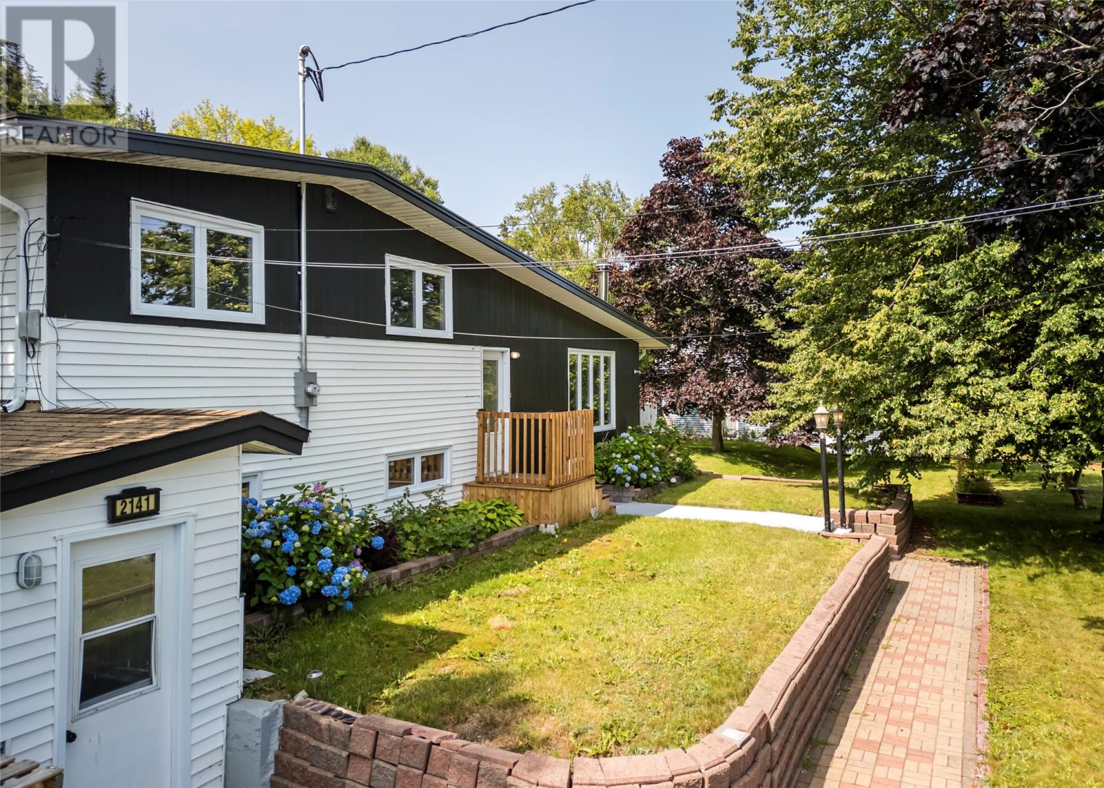 2141 Topsail Road, CBS — photo 3