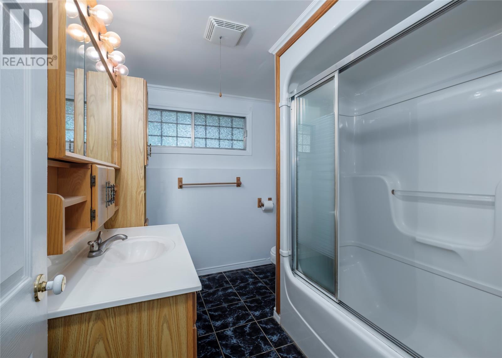 2141 Topsail Road, CBS — photo 39