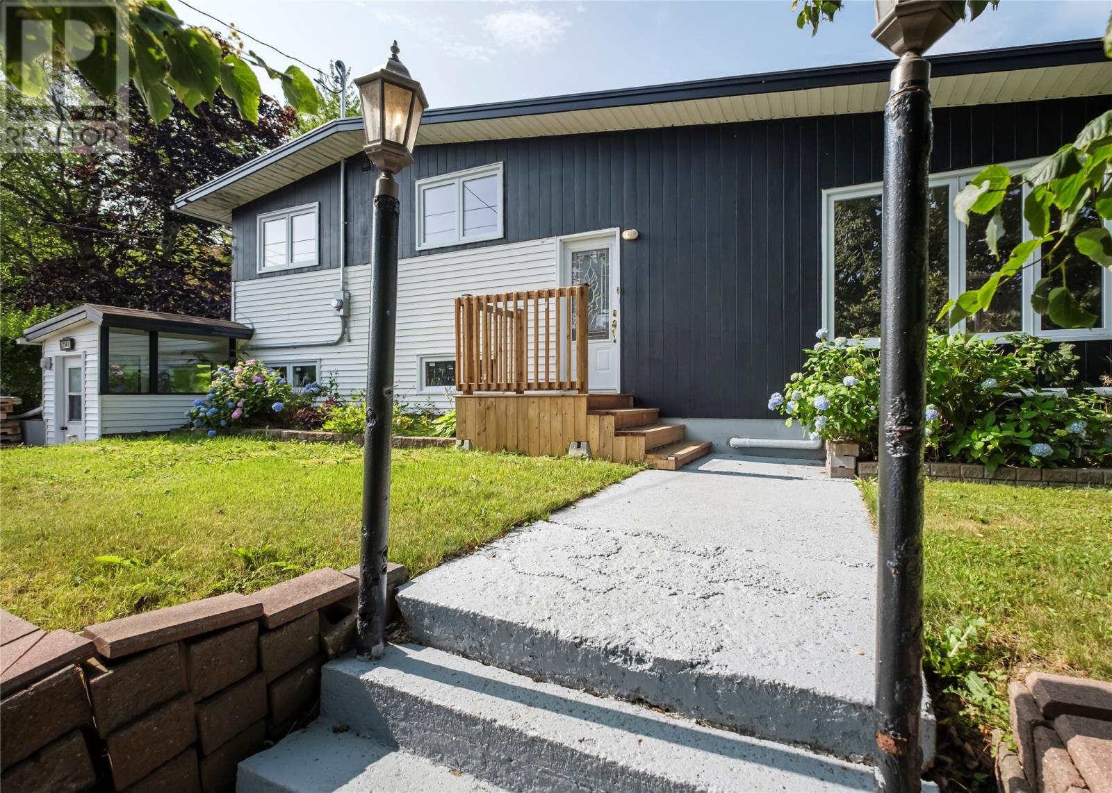 2141 Topsail Road, CBS — photo 4
