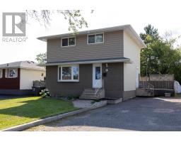 637 Redwood AVE W, Thunder Bay, Ontario