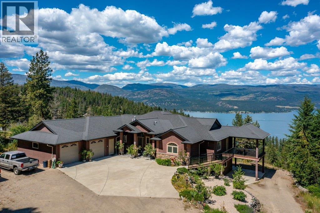 9265 Kokanee Road, Vernon, British Columbia  V1H 1K4 - Photo 1 - 10391219