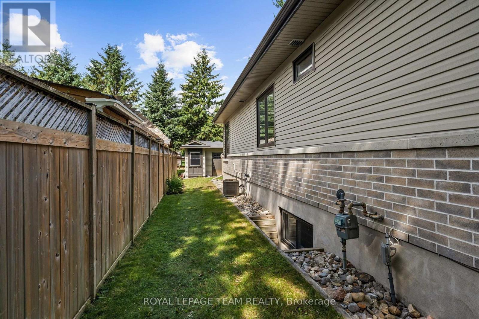 77 Juanita Avenue, Ottawa, Ontario  K0A 1L0 - Photo 46 - X13692780