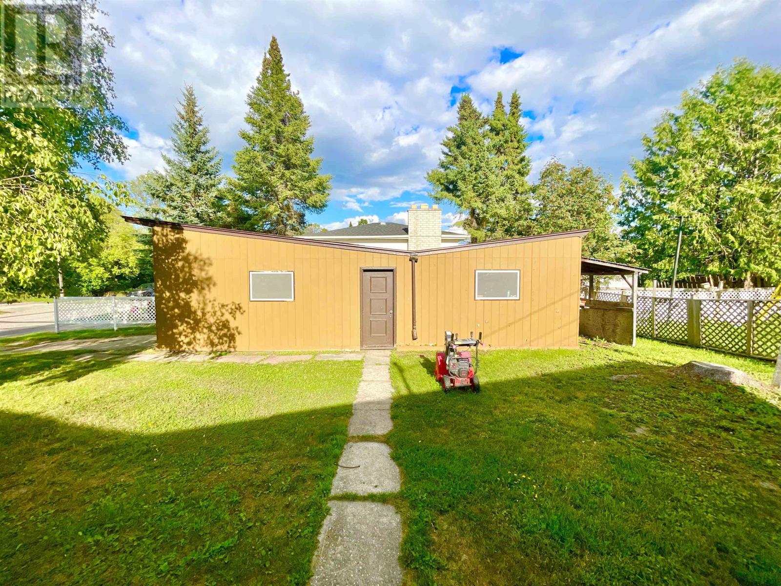 133 Memorial Ave, Dryden, Ontario  P8N 2M4 - Photo 32 - TB2602401