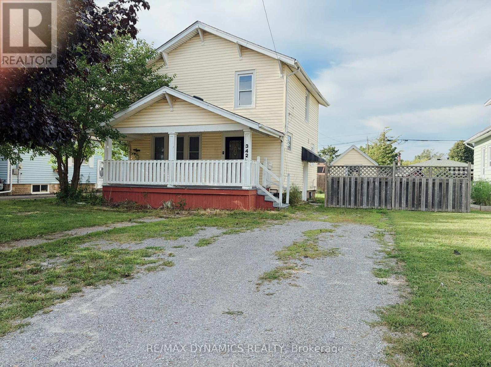 342 Brock Street, Fort Erie, Ontario  L2A 2X3 - Photo 2 - X13692718