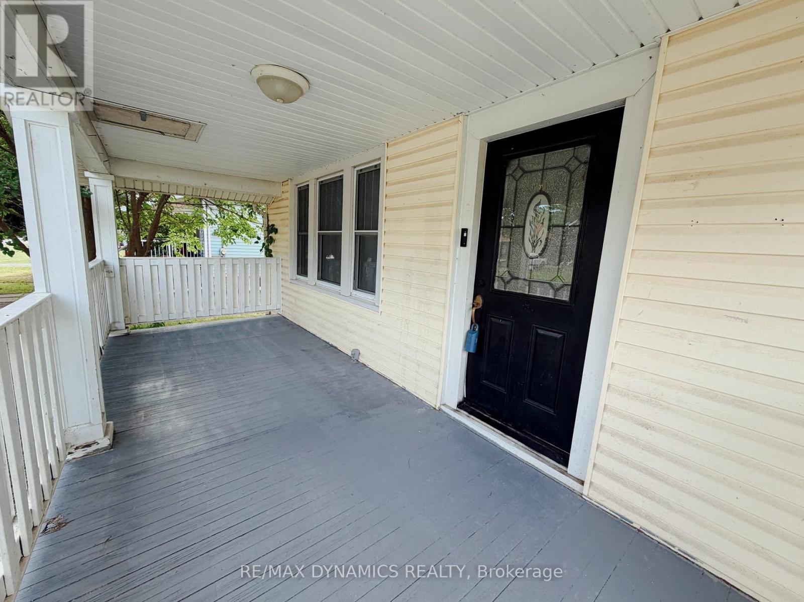 342 Brock Street, Fort Erie, Ontario  L2A 2X3 - Photo 6 - X13692718