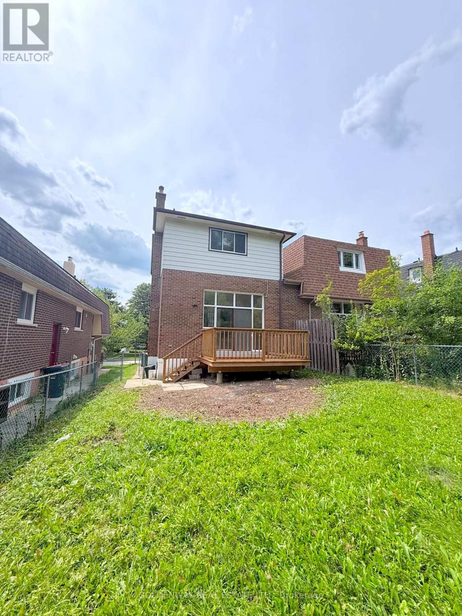 114 Loganberry Crescent, Toronto, Ontario  M2H 3H1 - Photo 27 - C13692646