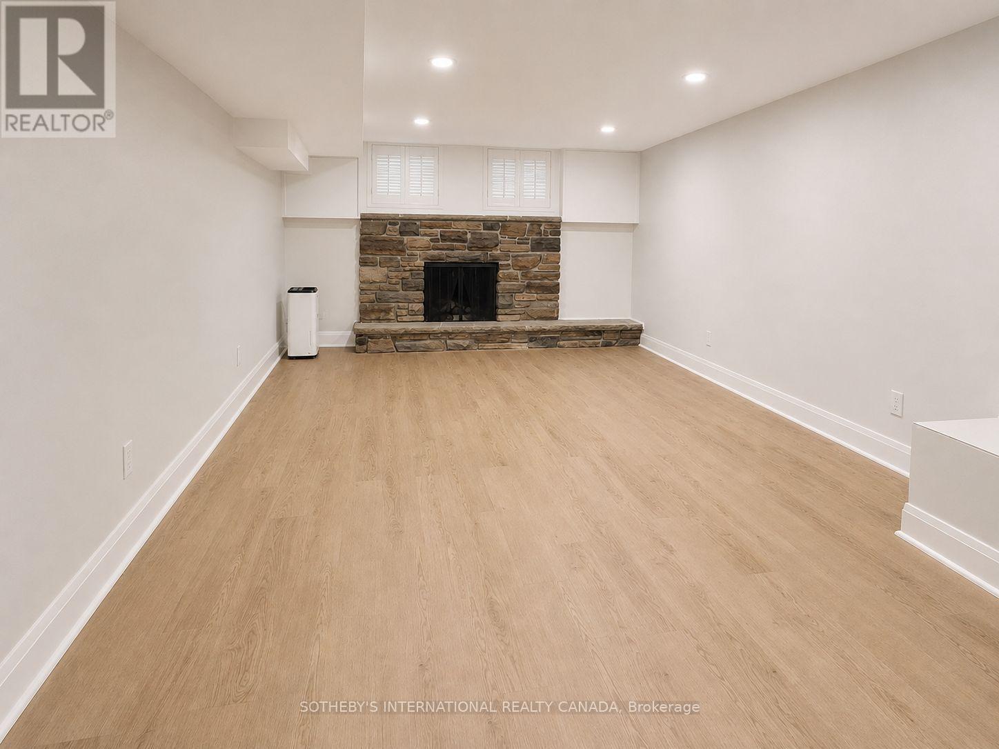 9 Lloydminster Crescent, Toronto, Ontario  M2M 2R9 - Photo 14 - C13692716
