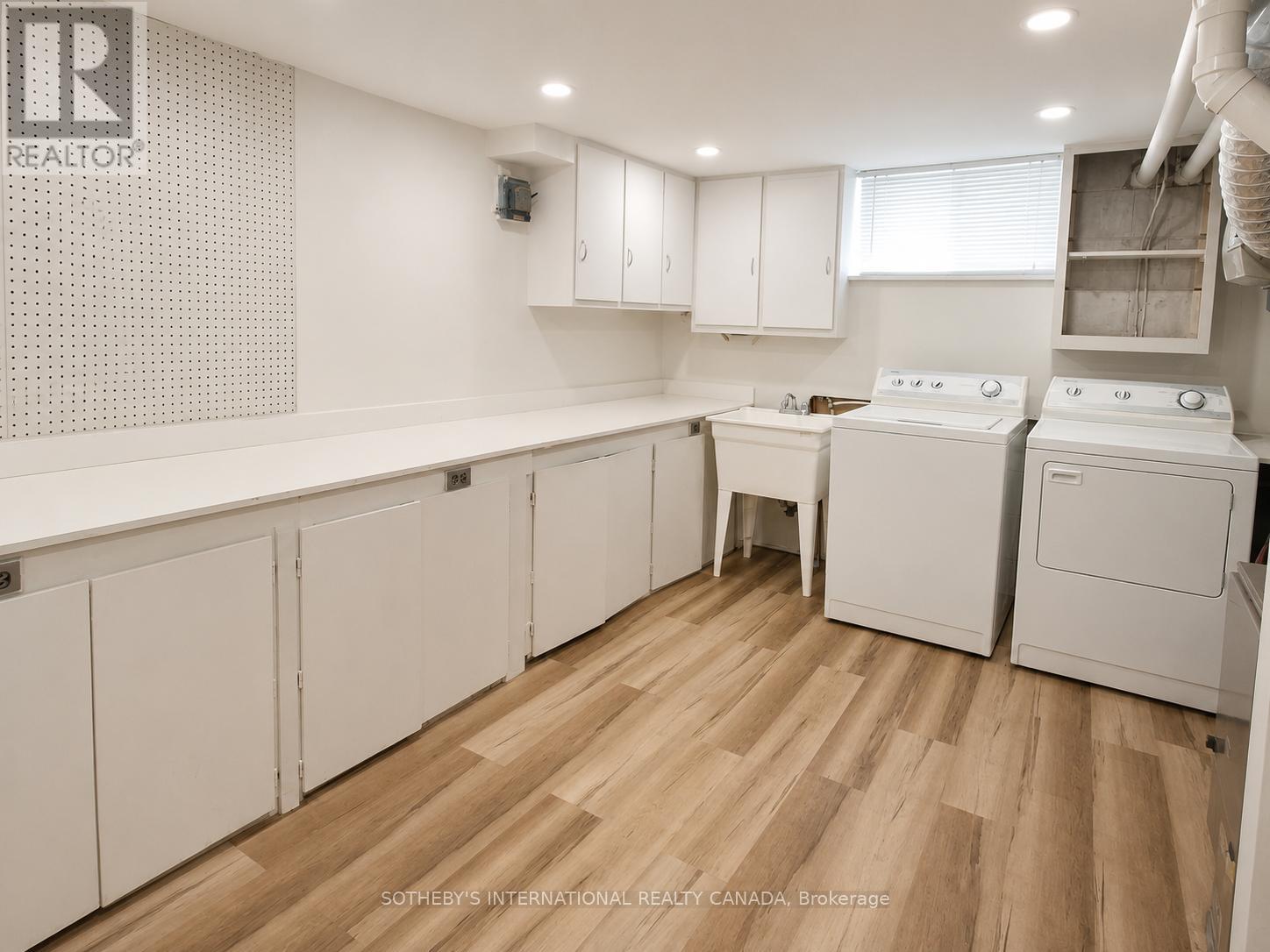 9 Lloydminster Crescent, Toronto, Ontario  M2M 2R9 - Photo 20 - C13692716