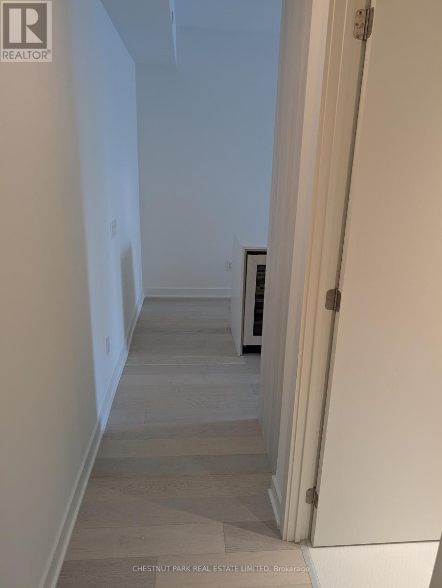 1811 - 11 Yorkville Avenue, Toronto, Ontario  M4W 1L2 - Photo 5 - C13692762