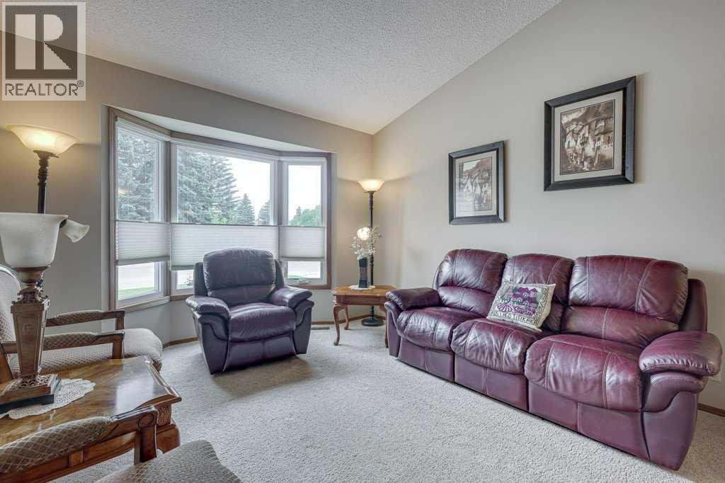 6 Ramsey Avenue, Red Deer, Alberta  T4P 3K6 - Photo 2 - A2338507