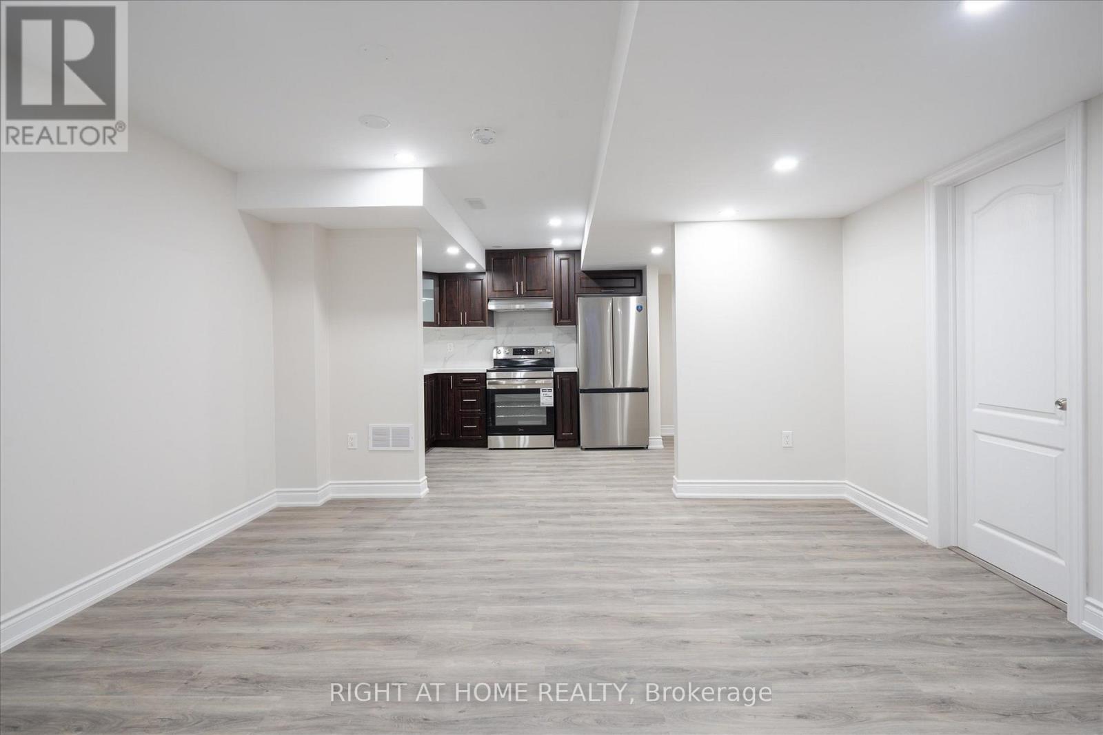 Bsmt - 1608 Frolis Street, Oshawa, Ontario  L1K 0J7 - Photo 6 - E13692688