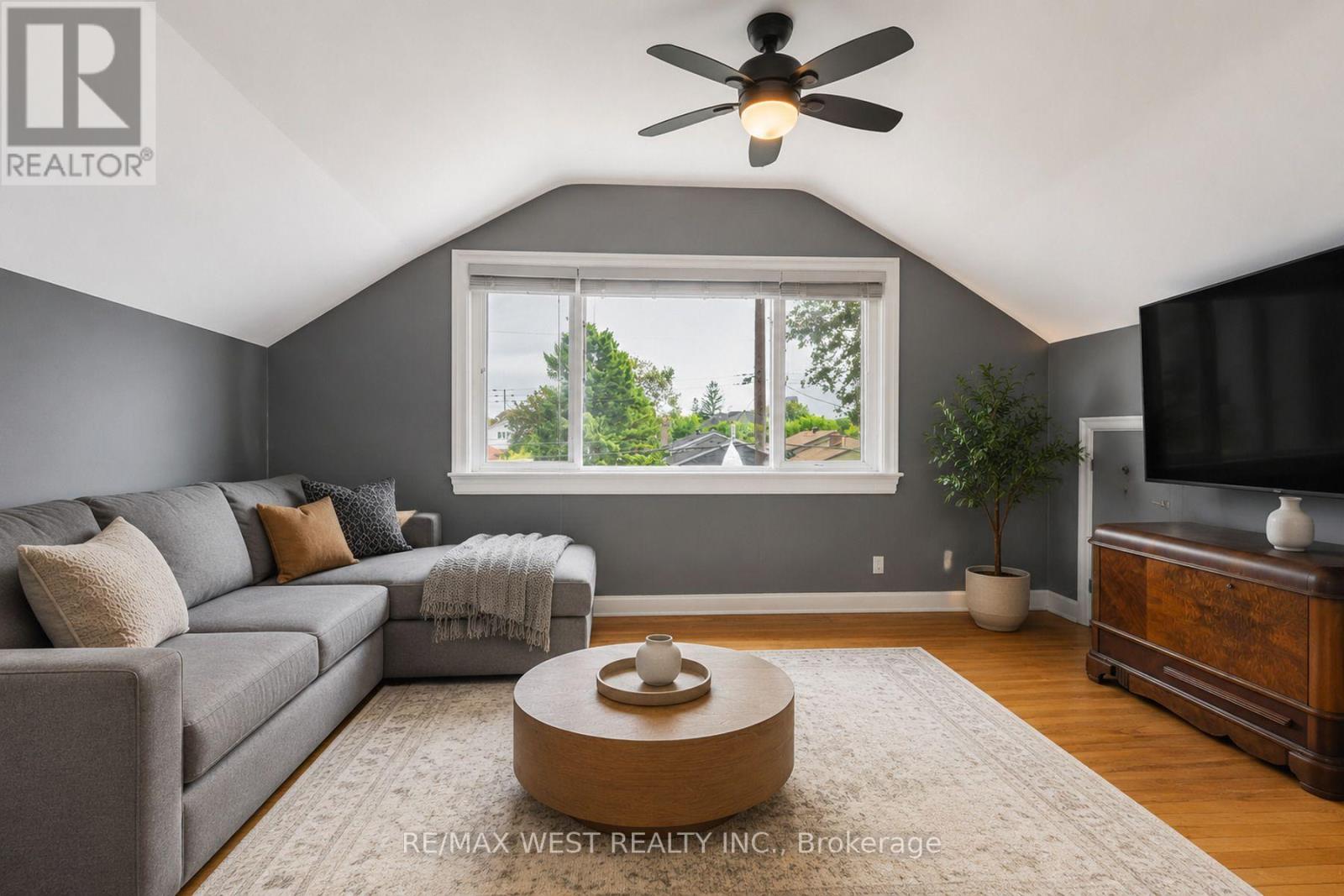 16 Shediac Road, Toronto, Ontario  M1K 4Z7 - Photo 11 - E13692740