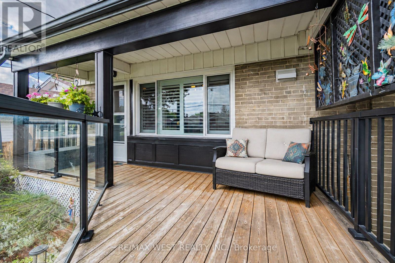 16 Shediac Road, Toronto, Ontario  M1K 4Z7 - Photo 3 - E13692740